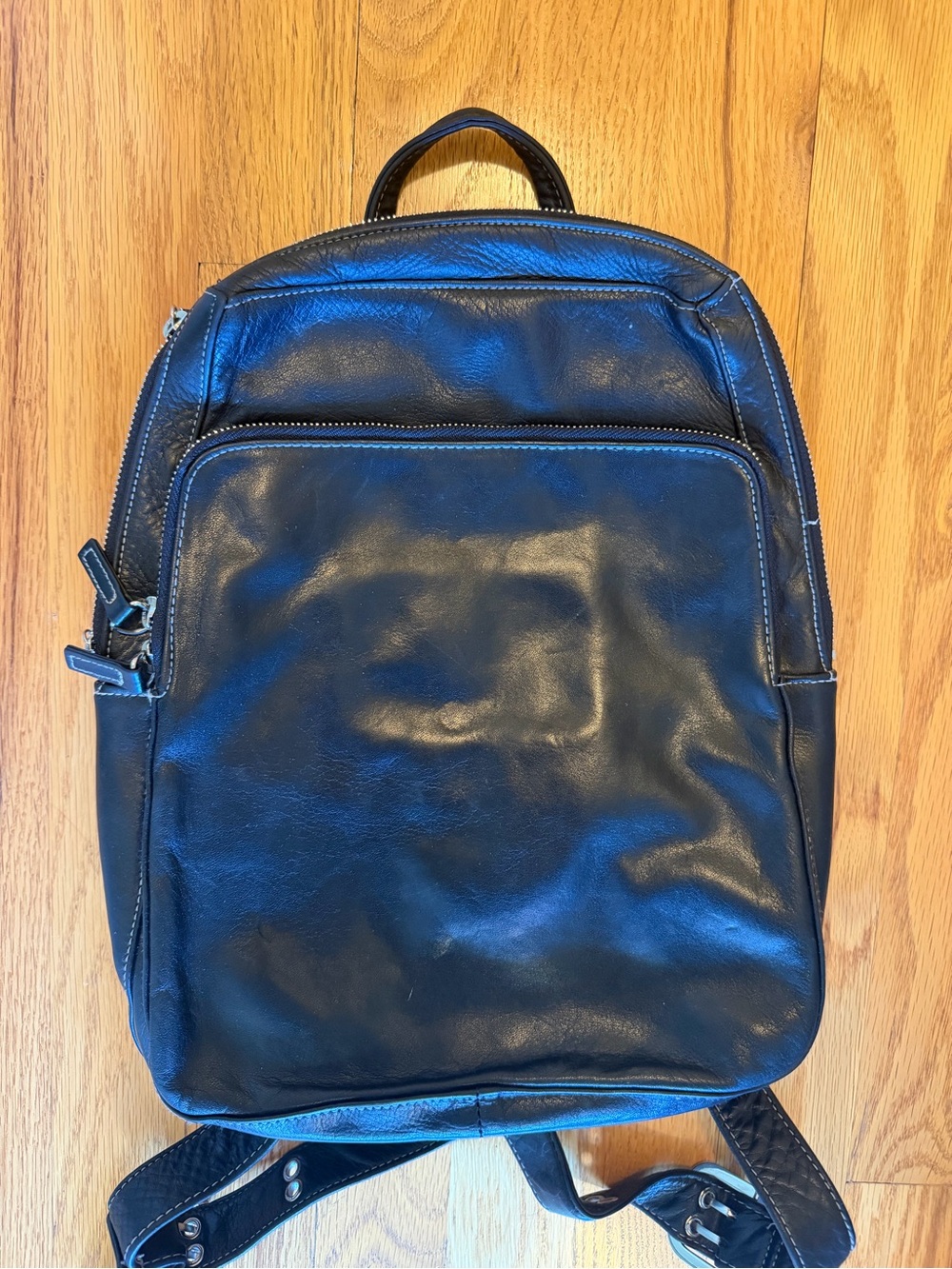 Perlina Black Leather Backpack with Front Zip Pocket